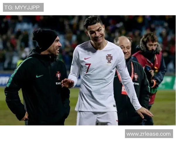 博波斯基足球明星的传奇之路与辉煌成就解析